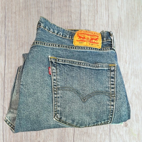 Levi's Other - Mens LEVI STRAUSS & Co. 505 Denim Jeans 36/30 Blue EUC